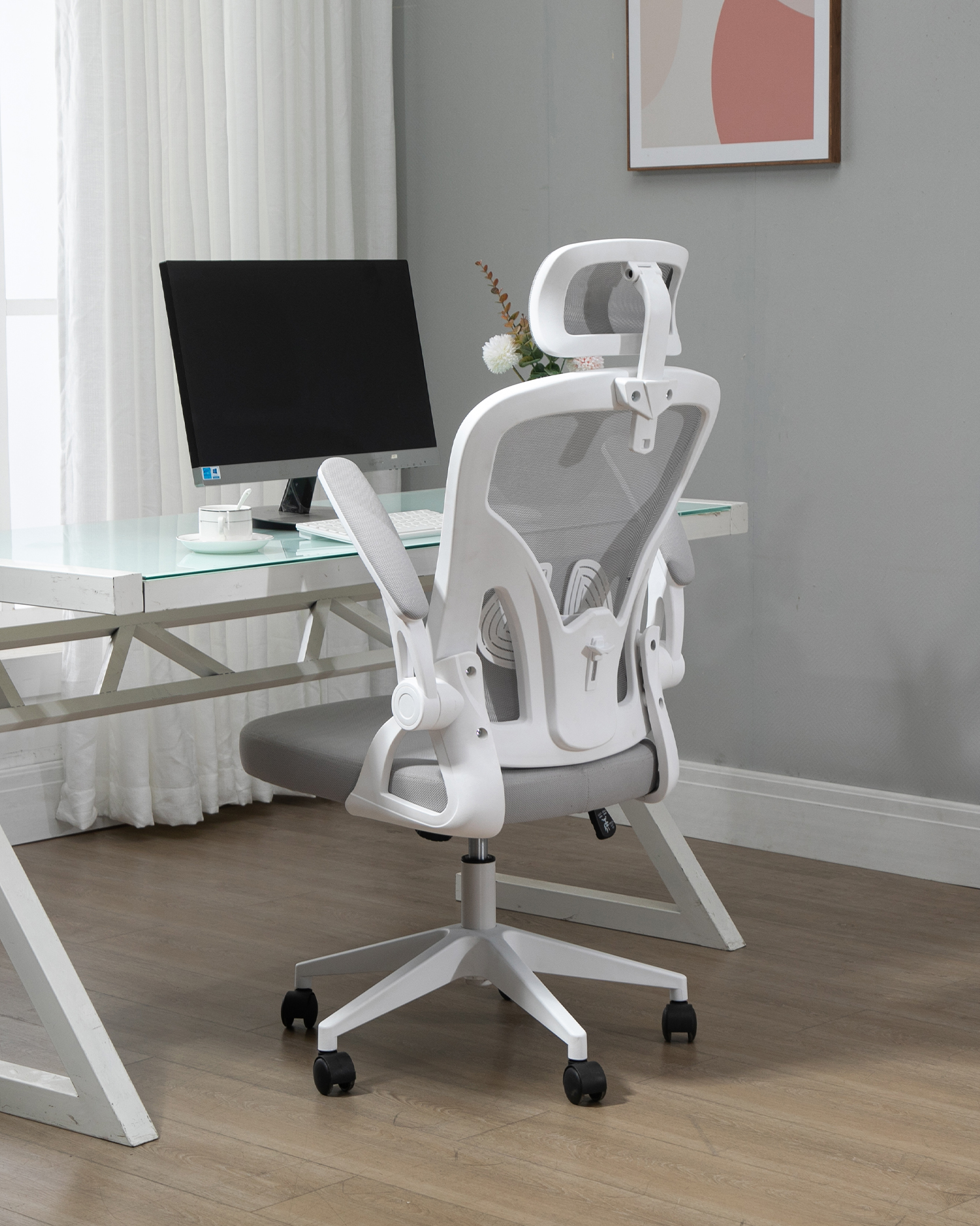 Kontorstol med justerbar armlen Kontorstol med justerbar armlen